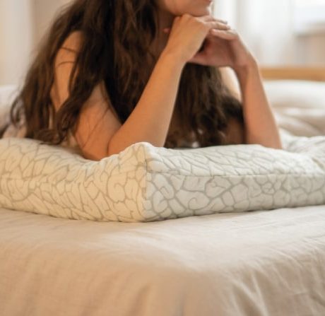 Loolka SmartAdjust Classic Pillow